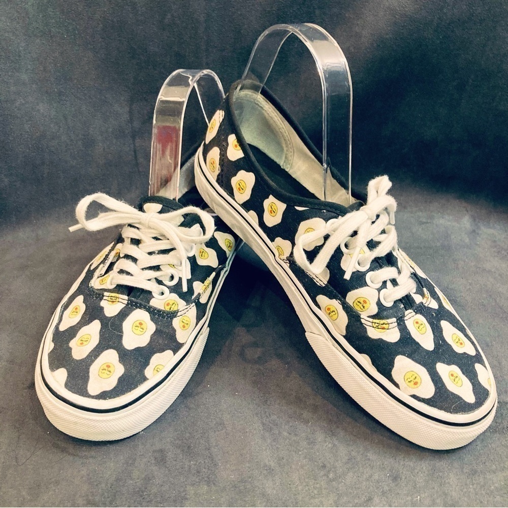 VANS & KENDRA DANDY Sz 8 Smiley Egg Design Low Top Lace Up Skater Sneakers